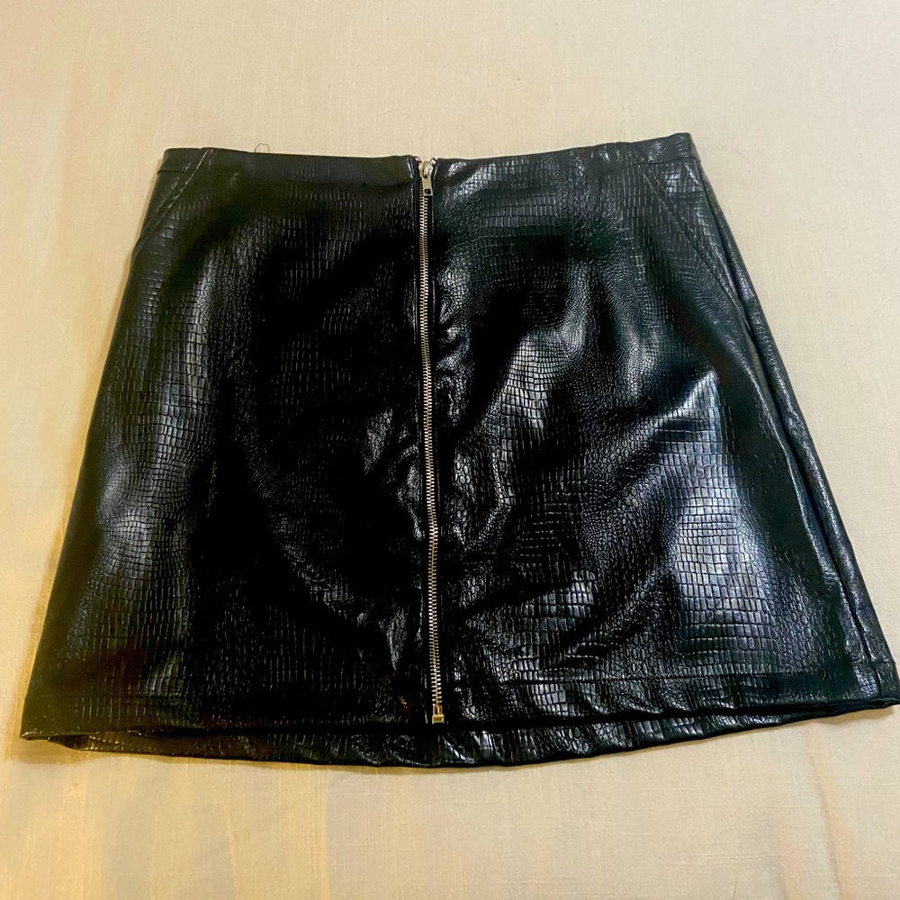 Pleather snake skin skirt with zip up front